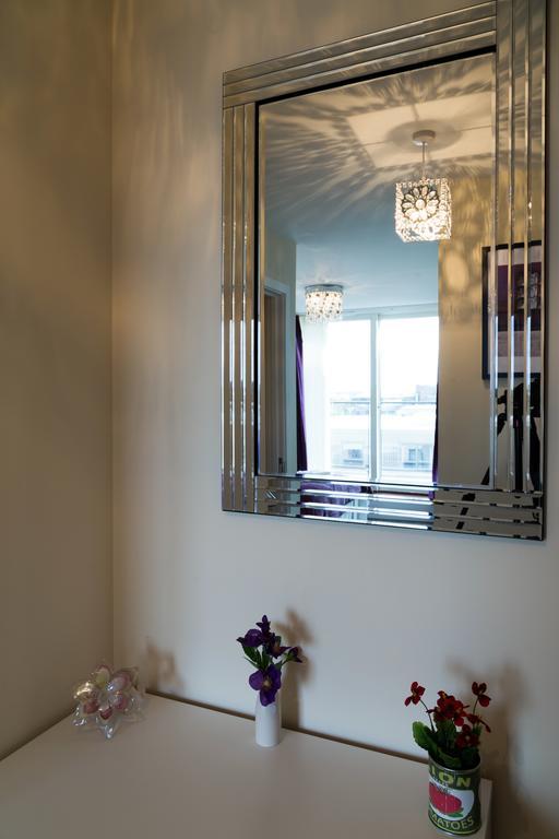 Contemporary & Homely Penthouse, 2 Mins Walk From Cambridge Station, Lift Access, Secured Gated On-Site Parking, Self Check-In, Super Fast Wifi, Terrace & Sleeps 6 外观 照片